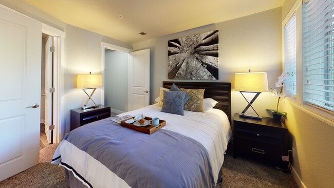 Building Photo - Overlook at Lakemont Rental
