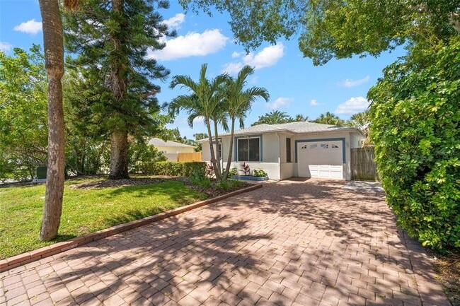 Photo - 517 79th Ave