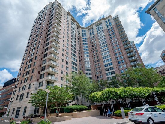 Building Photo - 851 N Glebe Rd Unit 518 Rental