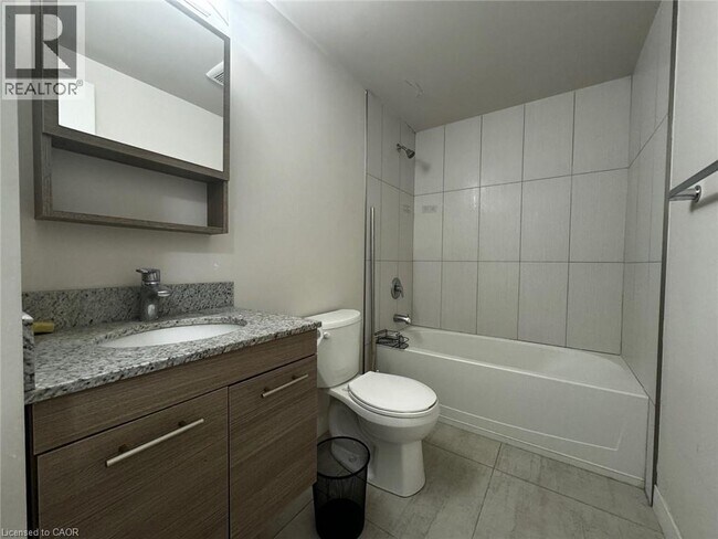 Photo - 338 Albert St Unit 214