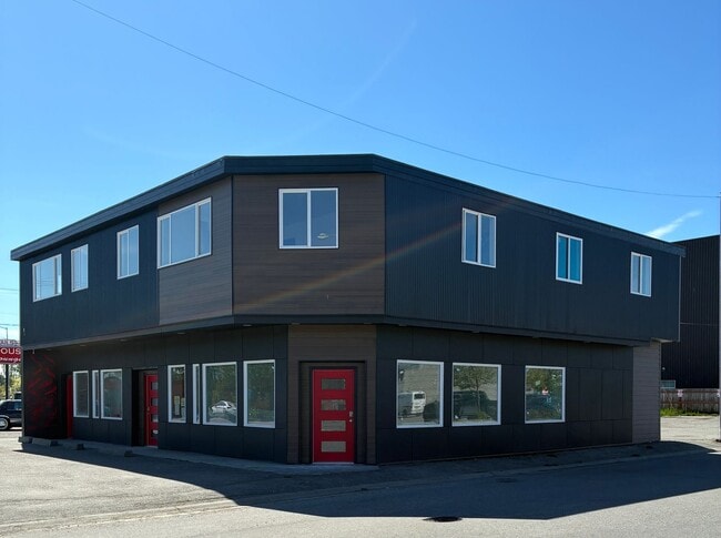 Building Photo - 3200 Spenard Rd Unit 1