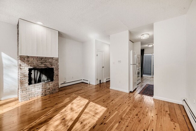 Photo - 350 Arapahoe Ave Unit 10