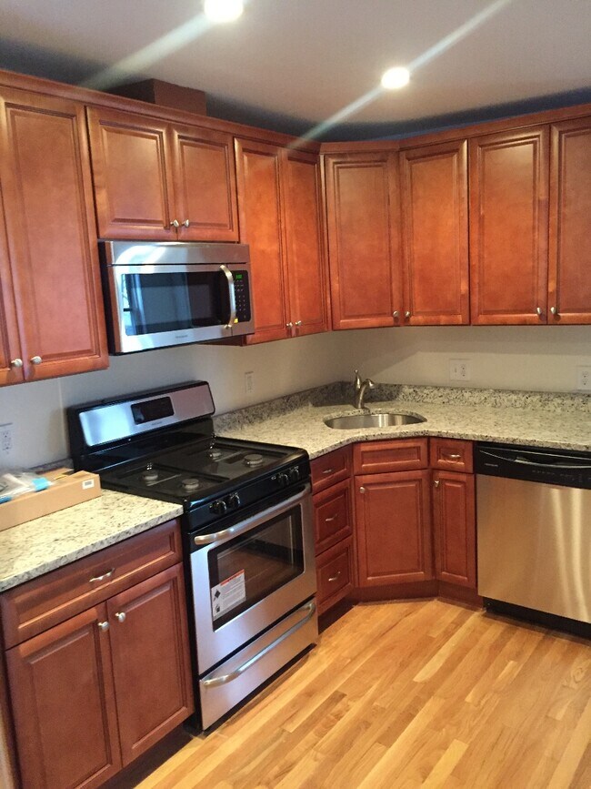 Photo - 11 Leverett St Unit 3
