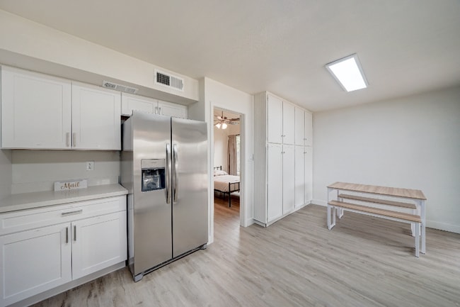 Photo - 2331 W Kathleen Rd