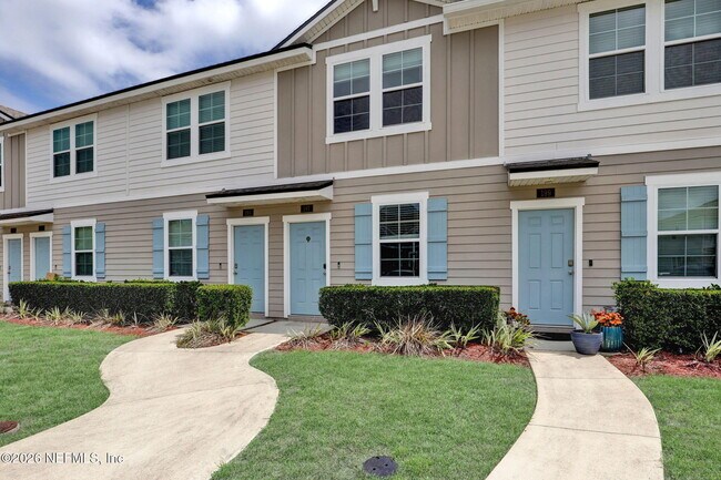 Building Photo - 197 Whispering Brk Dr