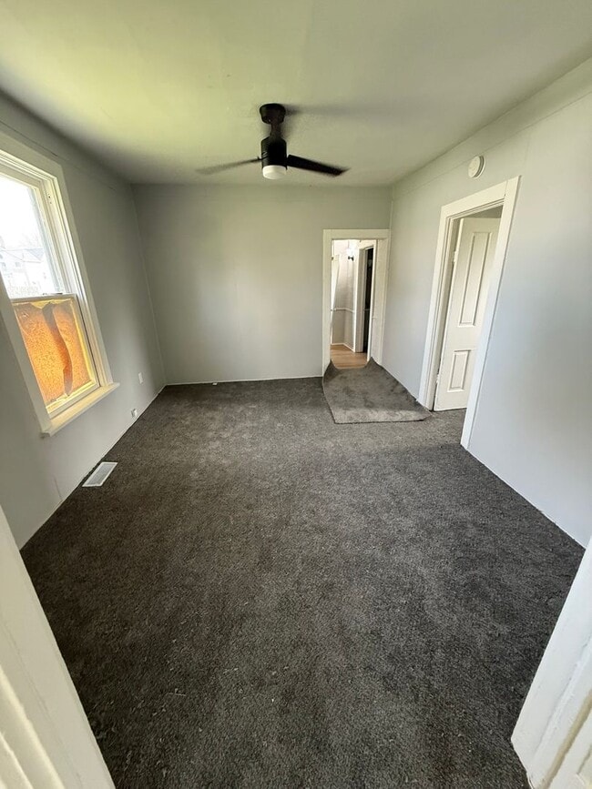 Photo - 3 Bed 1 Bath