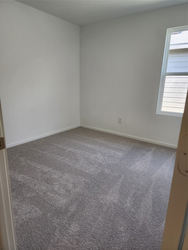 Building Photo - 21626 Willow River Canyon Ln