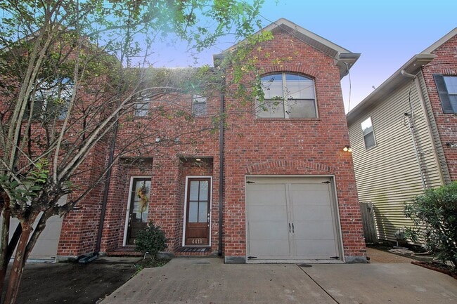 Building Photo - 4418 King St Rental