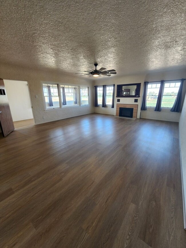Photo - 659 Valley Rd