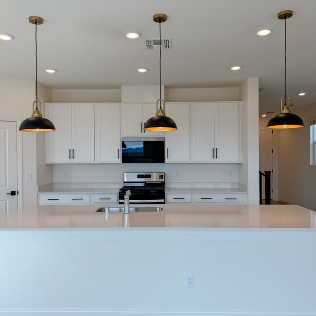 Photo - 7061 Cottage Vis Ave