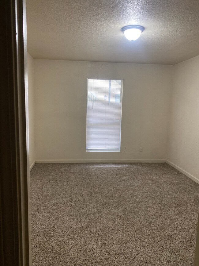 Photo - 8100 Creekbend Dr Unit 159