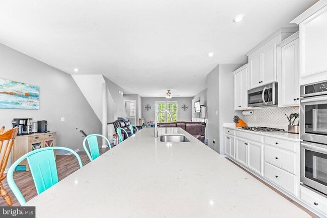 Photo - 43871 Eucalyptus Way