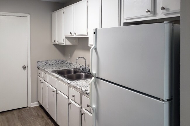 Photo - The Bluffs Apartments