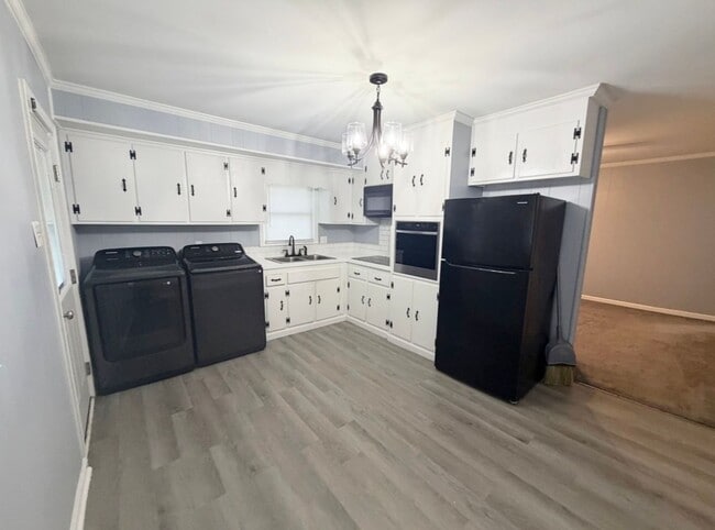 Photo - 1904 Windsor Dr