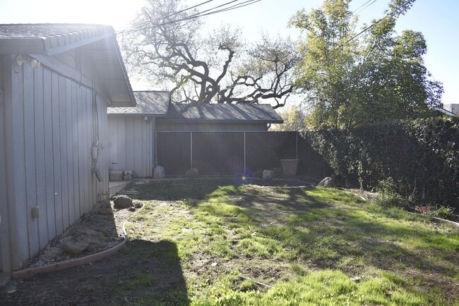 Photo - 182 Hillcrest Dr