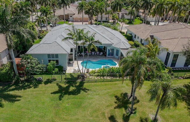 Photo - 2493 Poinciana Dr
