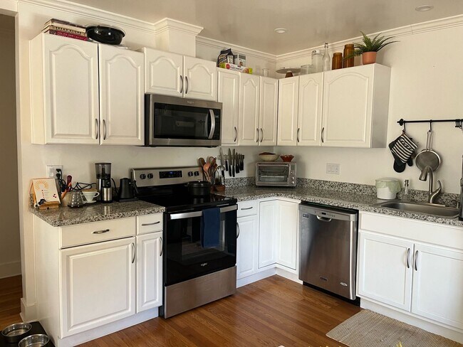 Photo - 1039 Channing Unit 1037 Channing