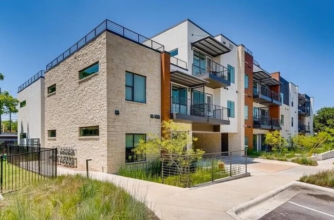 Building Photo - 207 W Johanna St Unit 104 Rental
