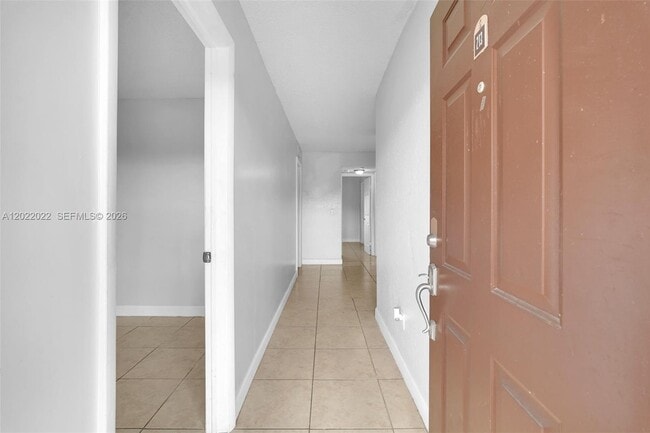 Photo - 400 NW 65th Ave Unidad 213