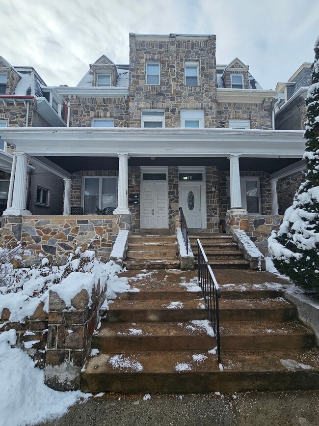 Photo - 132 W Douglass St Unit 132 W. Douglass St Apt 2