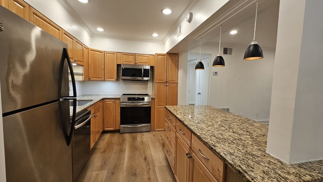 Photo - 3107 Colonial Way Unit G