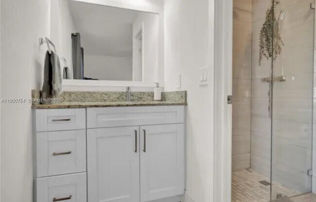 Photo - 4800 SW 136th Pl