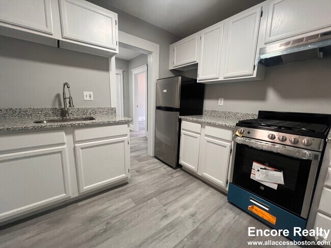 Building Photo - 902 Huntington Ave Rental