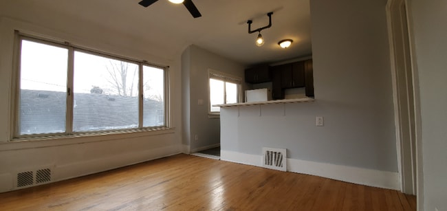 Photo - 351 Edgewood Pl Unit Apt 2