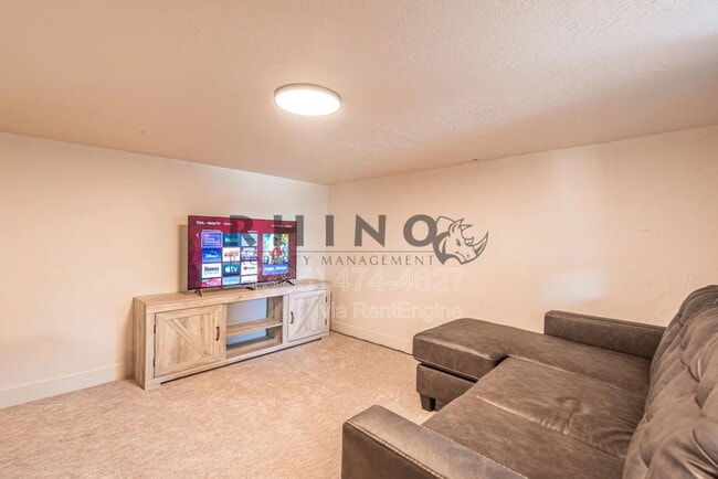 Photo - 343 E Coatsville Ave