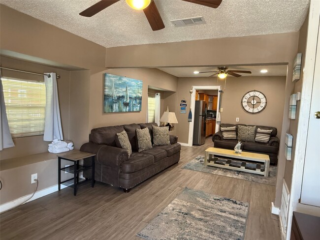 Photo - 1114 39th St