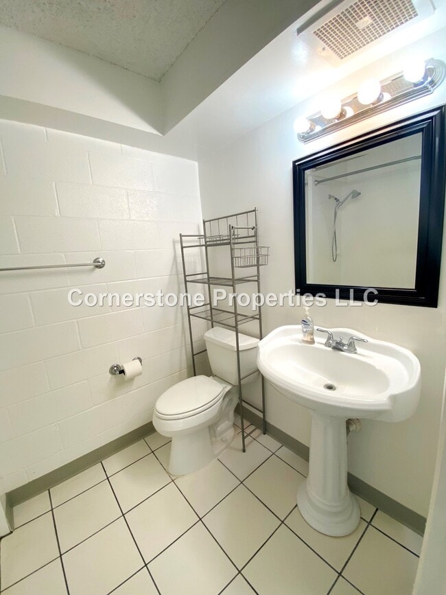 Photo - 329 California Ave