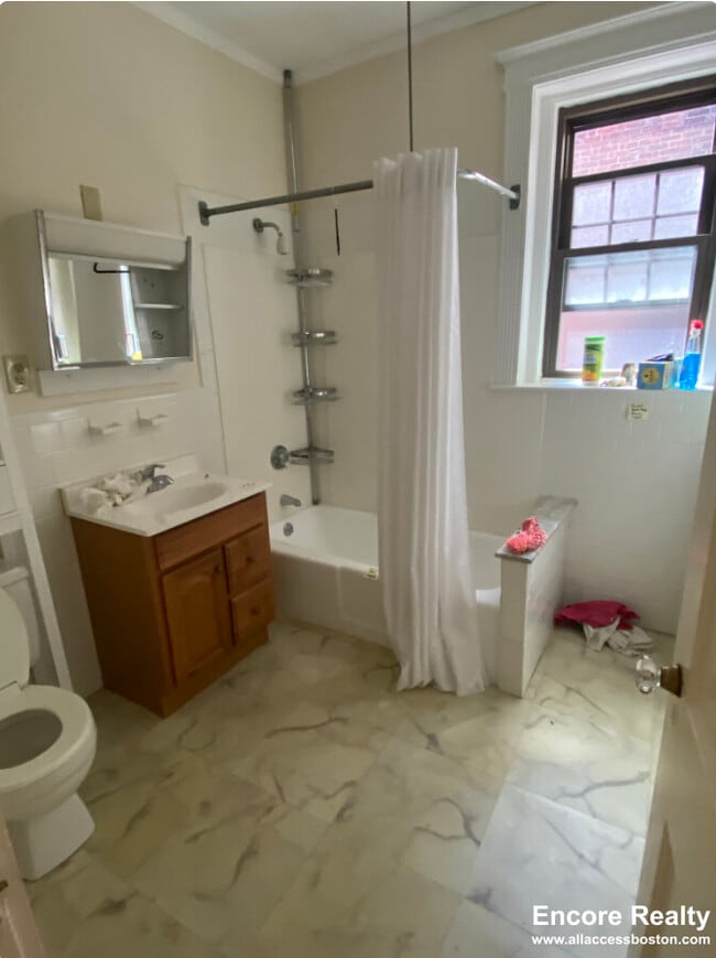 Photo - 75 Longwood Ave Unit 2R