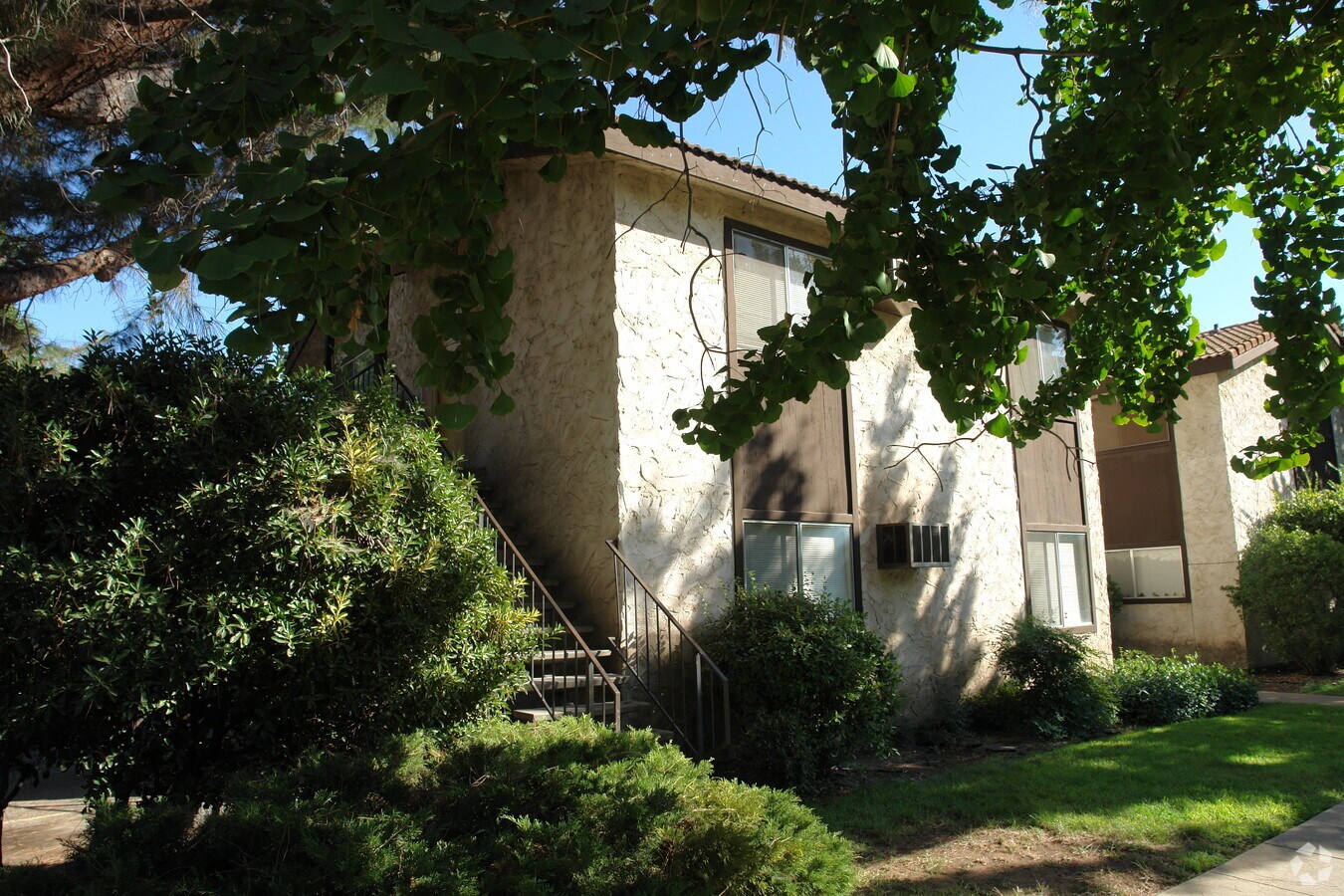 Photo - 1519 Locust St