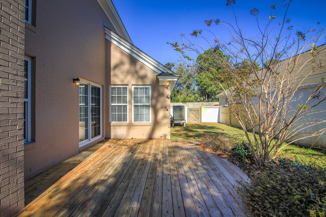 Photo - 219 Brandywine Pl Dr