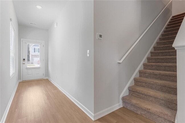 Photo - 144 Belldown Ct