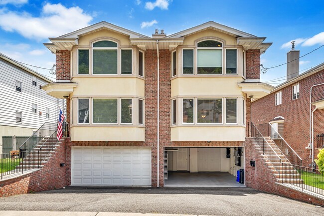 Photo - 79 Myrtle Ave Townhome