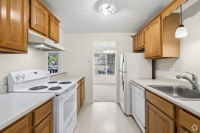 3BR, 2BA - 1,285SF - Kitchen