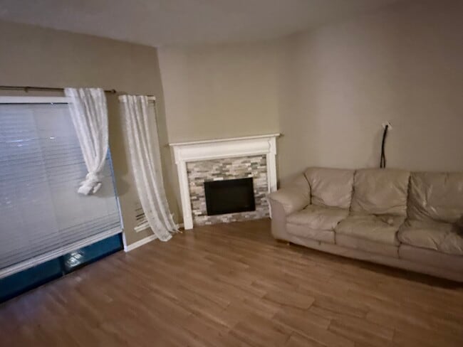 Photo - 1620 Wellington Unit 604
