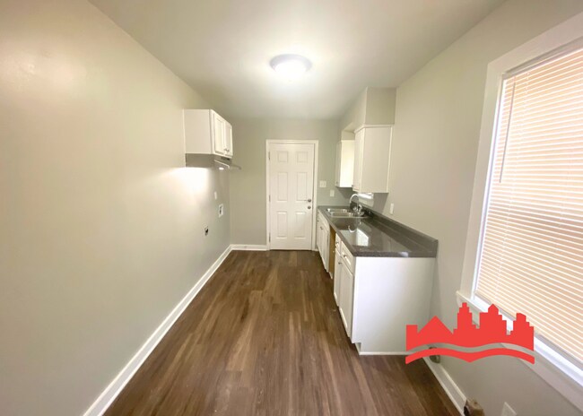 Photo - 1523 Oberle Ave