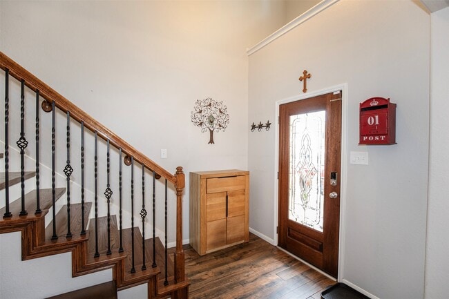 Photo - 2110 Stonehollow Ct