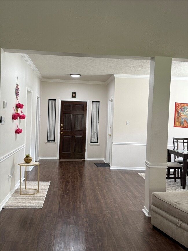 Building Photo - 11807 McKinney Falls Ct
