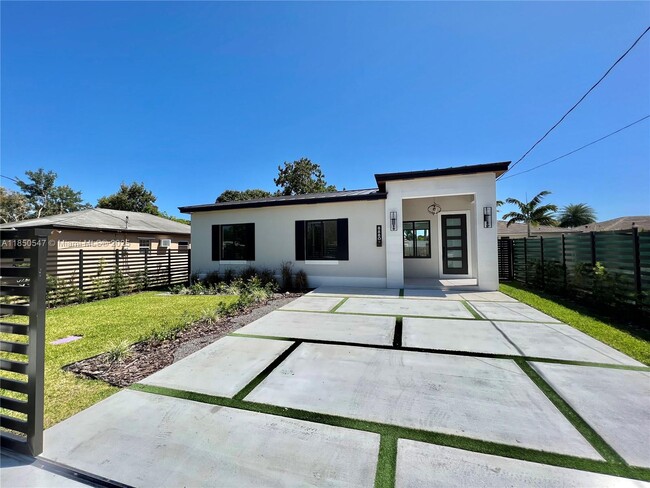 Building Photo - 8880 SW 126th Terrace Rental
