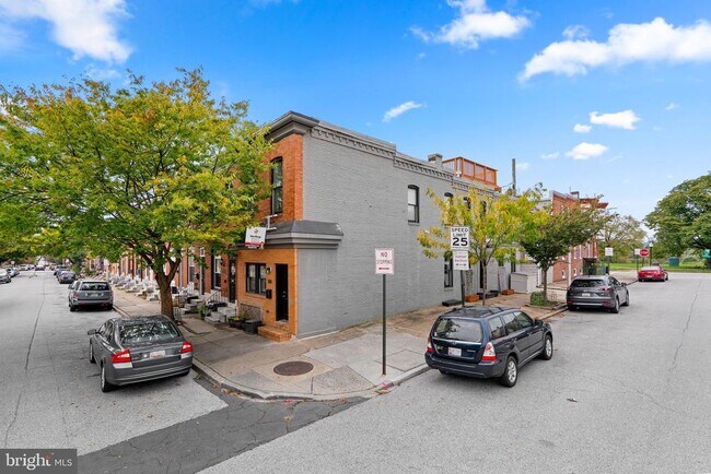 Photo - 300 S Robinson St