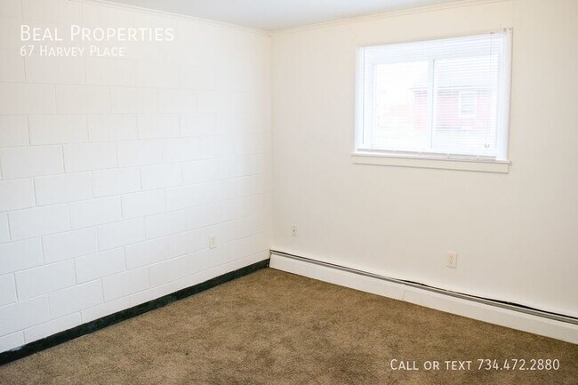 Photo - 67 Harvey Pl