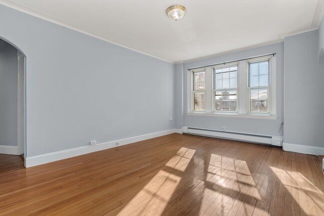 Photo - 1450-1454-1454 Beacon St Unit 643