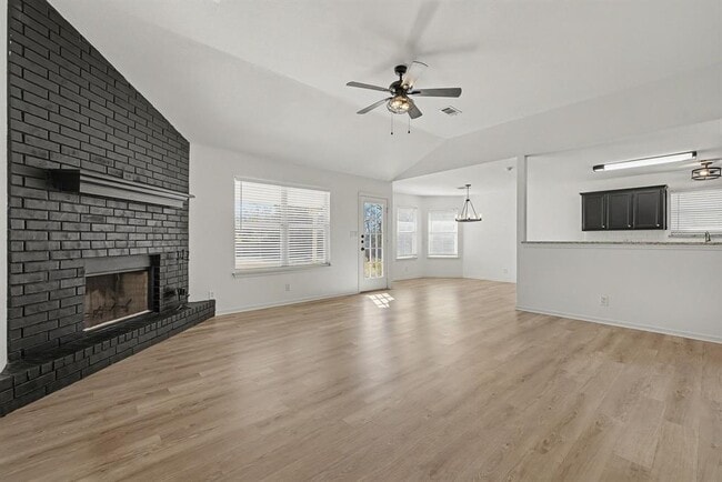 Photo - 1101 E Johnson St