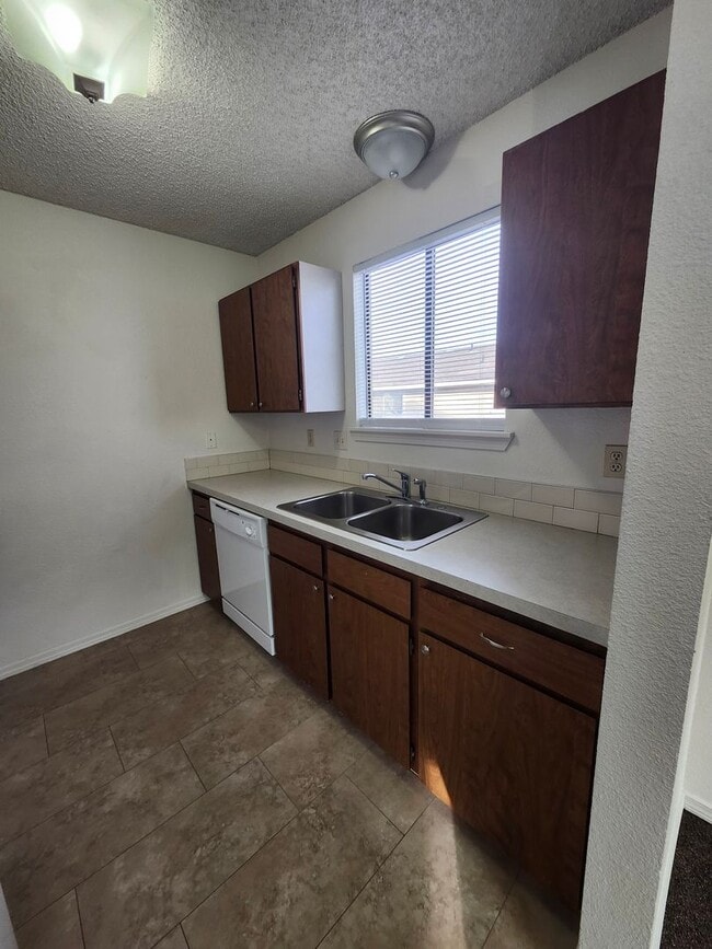 Photo - 32 S Quay St Unit 4