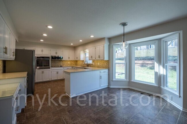 Photo - 12012 Ensley Ln