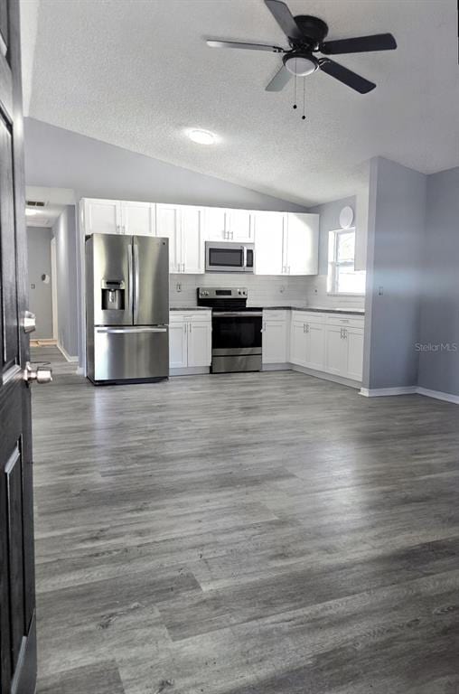 Photo - 1015 Queen St S