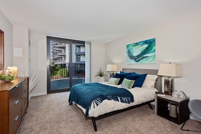 Photo - ReNew Wheaton Center